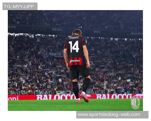 被啃老的40岁魔笛在米兰闪耀赛场9次出场贡献1球2助攻荣获MVP称号