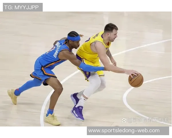 马刺未能实现对雷霆的四连胜勇士湖人对决中的关键细节分析 马刺未能实现对雷霆的四连胜勇士湖人对决中的关键细节分析